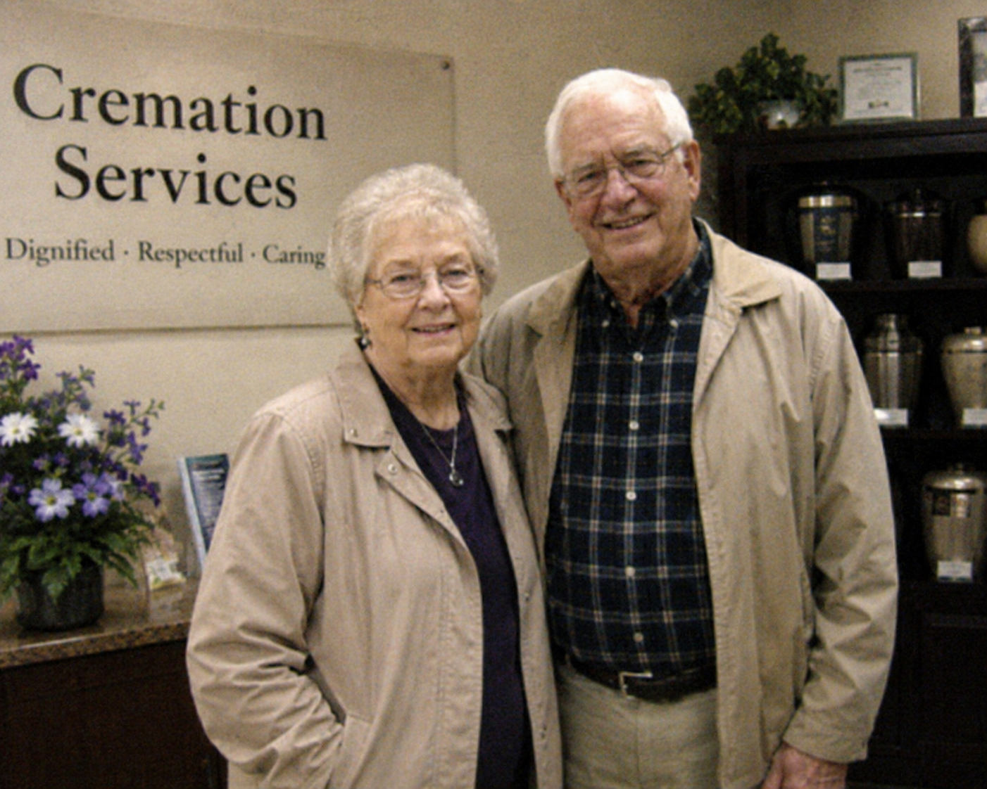 Rachel and Dan, founders of Manhattan Beach Pet Cremation